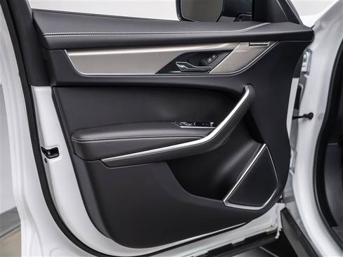 New 2026 Jaguar F-PACE R-Dynamic S AWD/4WD image 23