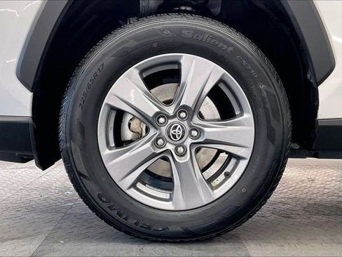 Used 2024 Toyota RAV4 XLE image 8