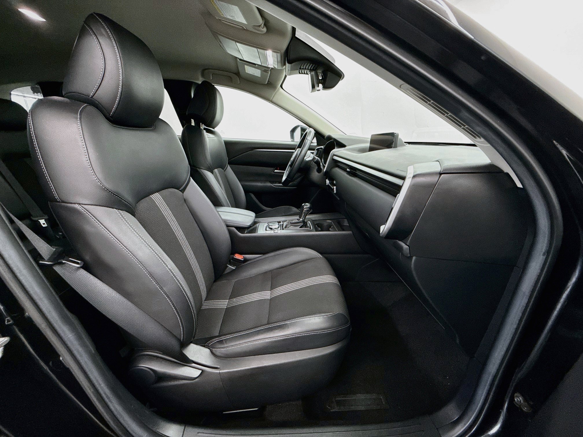 Used 2025 MAZDA CX-50 AWD 2.5 S w/ Preferred Package image 33
