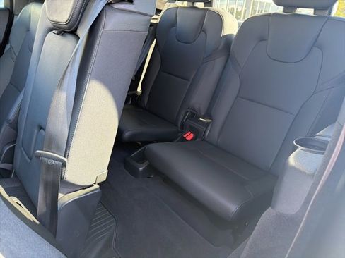 Used 2025 Volvo XC90 T8 Plus w/ Protection Package Premier image 14