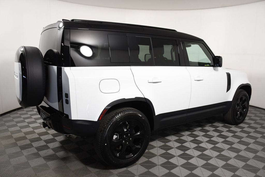 New 2026 Land Rover Defender 110 S AWD/4WD image 7