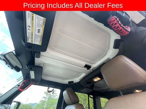 Used 2017 Jeep Wrangler Unlimited Sahara w/ Max Tow Package AWD/4WD image 24
