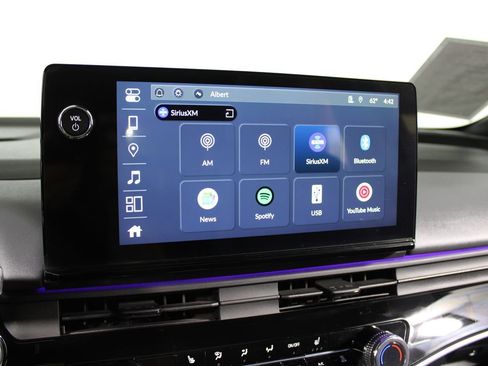 Used 2024 Honda Prologue Touring image 25