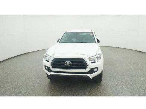 Used 2023 Toyota Tacoma SR5 w/ Technology Package RWD image 20