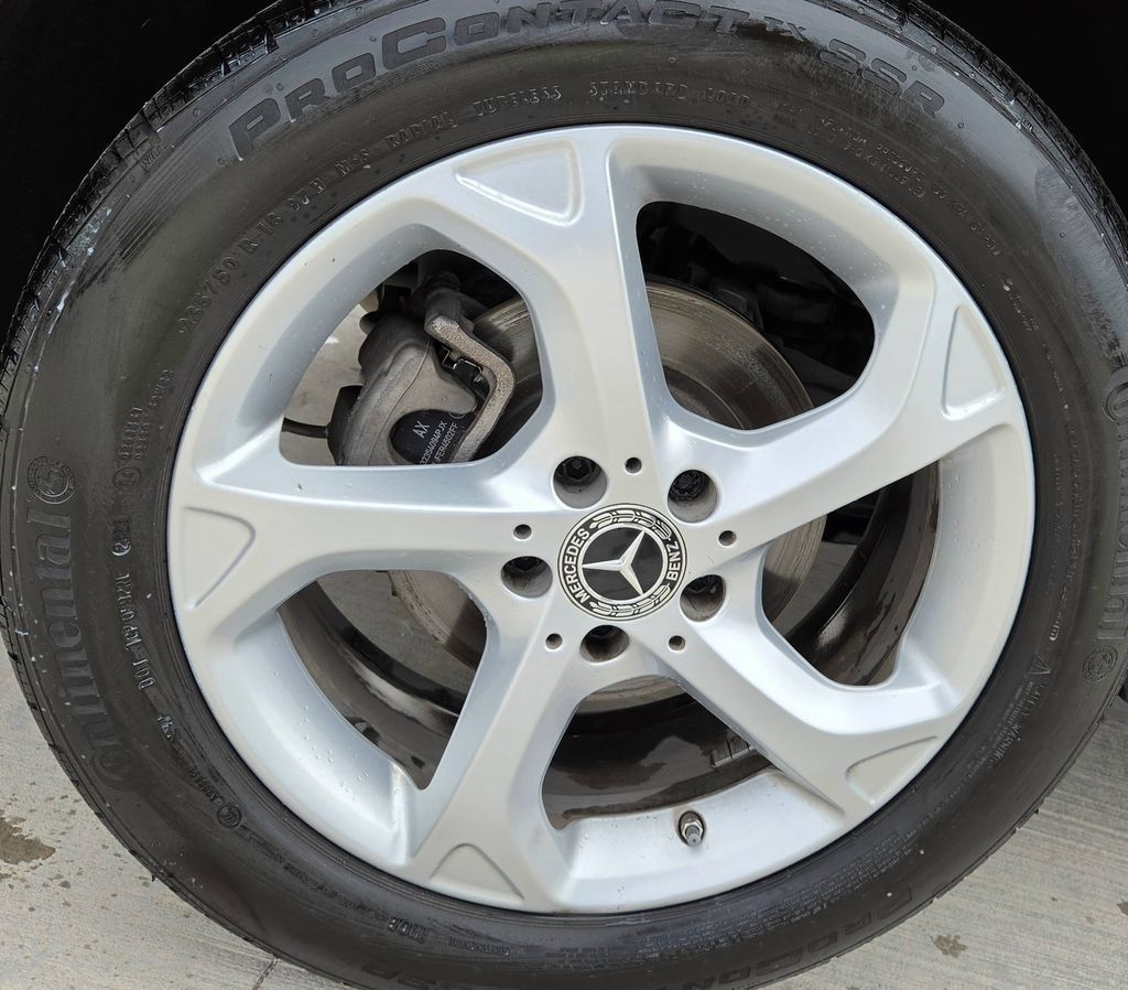 Used 2018 Mercedes-Benz GLA 250 4MATIC image 10