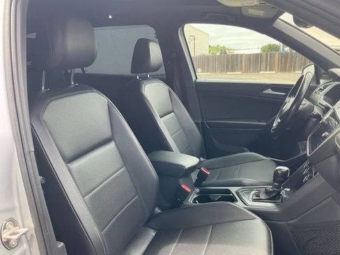 Used 2019 Volkswagen Tiguan SEL Premium R-Line image 52