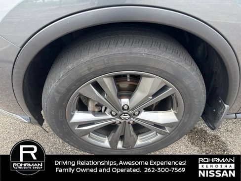Used 2020 Nissan Murano Platinum w/ Cargo Package AWD/4WD image 10