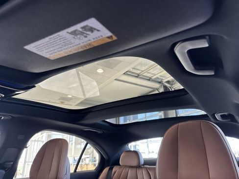 New 2026 Mercedes-Benz E 350 4MATIC Sedan image 13