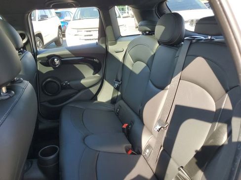 Used 2020 MINI Cooper 4-Door Hardtop FWD image 28