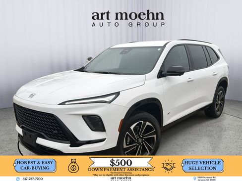 Used 2025 Buick Enclave Sport Touring image 1