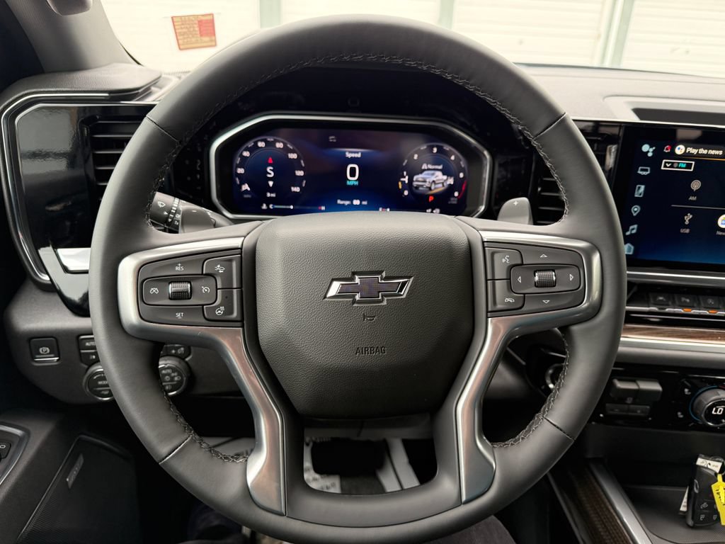 New 2026 Chevrolet Silverado 1500 RST w/ RST All Star Premium Package AWD/4WD image 29
