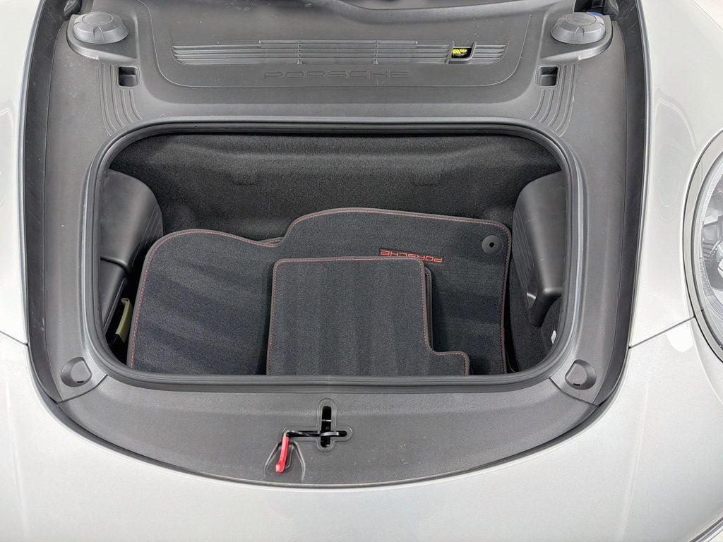 Certified 2017 Porsche 911 4 Coupe AWD/4WD image 33