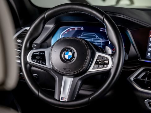 Used 2022 BMW X5 xDrive40i w/ M Sport Package AWD/4WD image 33