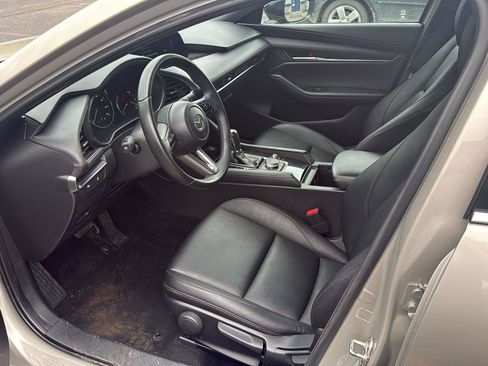 Used 2024 MAZDA MAZDA3 s FWD image 11