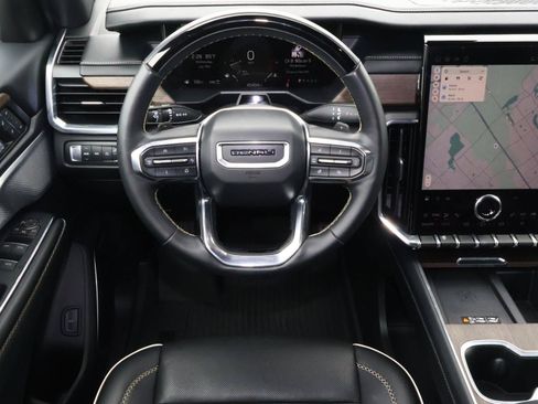 Used 2024 GMC Acadia Denali w/ Super Cruise Package AWD/4WD image 11