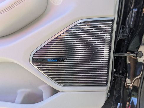 Certified 2021 Jeep Grand Cherokee L Overland w/ Luxury Tech Group IV image 13