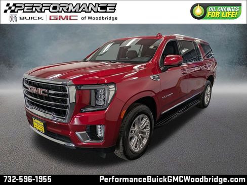 Used 2023 GMC Yukon XL SLT image 1