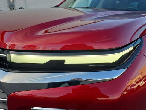 New 2026 Chevrolet Traverse LT w/ Sun and Wheel Package FWD image 33