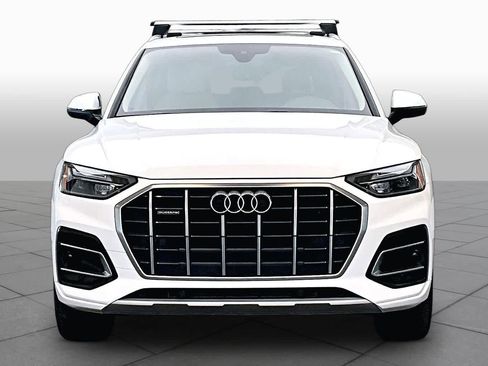 Used 2023 Audi Q5 2.0T Premium w/ Convenience Package AWD/4WD image 4