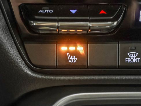 Used 2024 MAZDA CX-90 Plug-In Hybrid w/ Preferred image 10