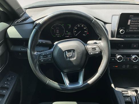 Used 2024 Honda CR-V Sport image 16