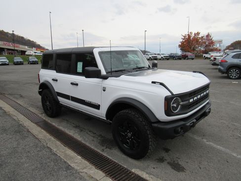 New 2025 Ford Bronco Big Bend w/ Black Diamond Package image 11