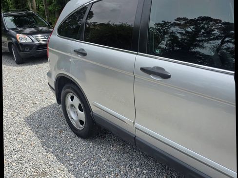 Used 2010 Honda CR-V LX image 4