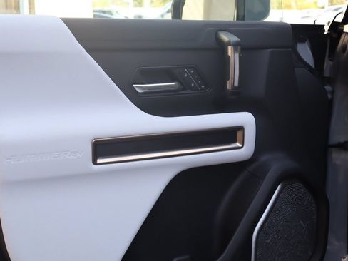 Used 2025 GMC Hummer EV 3X AWD/4WD image 19