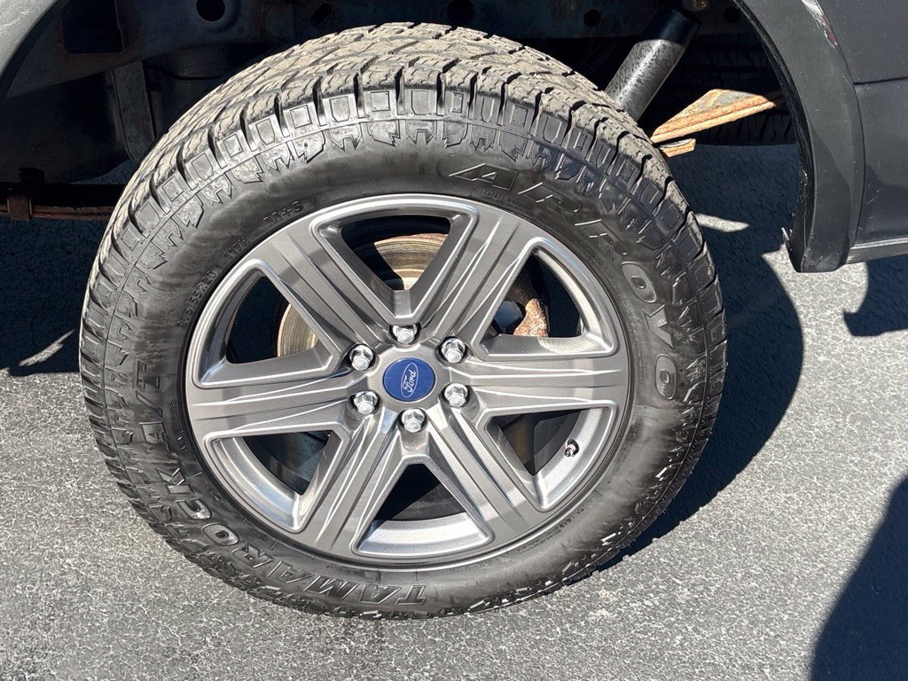Used 2018 Ford F150 XLT w/ Equipment Group 302A Luxury AWD/4WD image 11