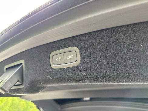 Used 2025 Polestar Polestar 3 image 33