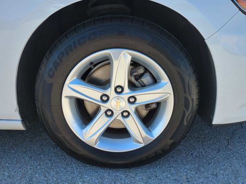 Used 2024 Chevrolet Malibu LT image 33