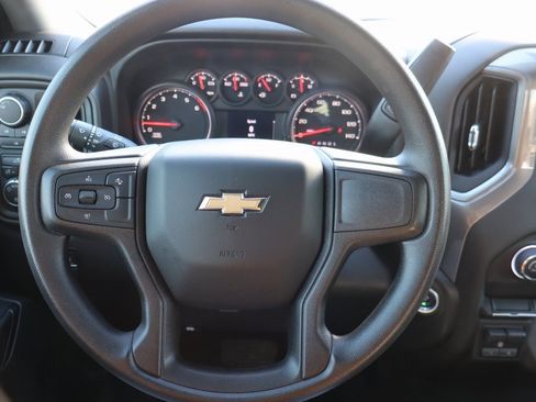 Used 2024 Chevrolet Silverado 2500 Custom w/ Custom Convenience Package image 7