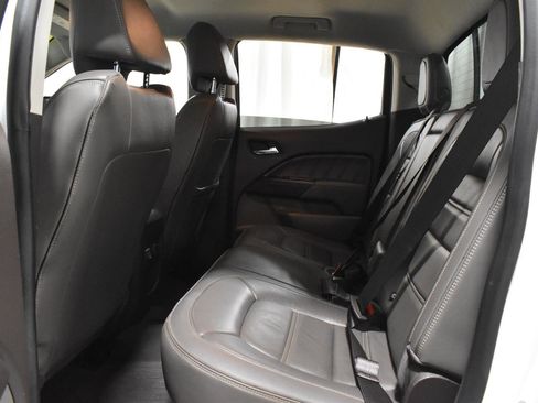 Used 2022 GMC Canyon Denali image 7