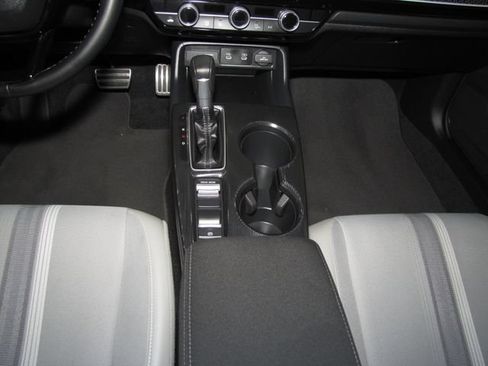Certified 2025 Honda Civic Sport Touring image 16