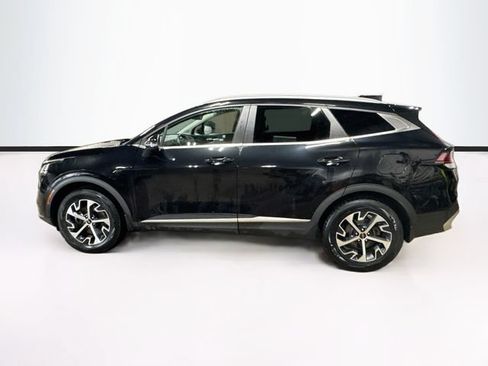 Used 2023 Kia Sportage EX AWD/4WD image 4