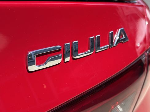 Certified 2023 Alfa Romeo Giulia Quadrifoglio RWD image 13