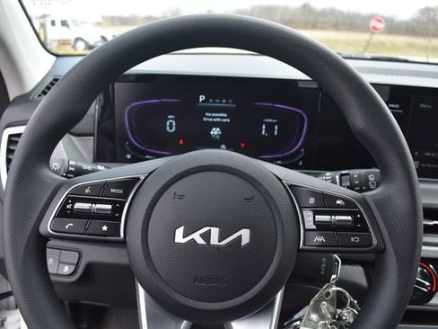 New 2026 Kia Seltos LX image 24