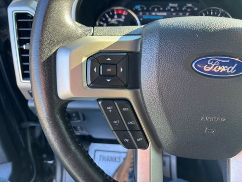 Used 2022 Ford F250 Lariat w/ Tremor Off-Road Package image 29