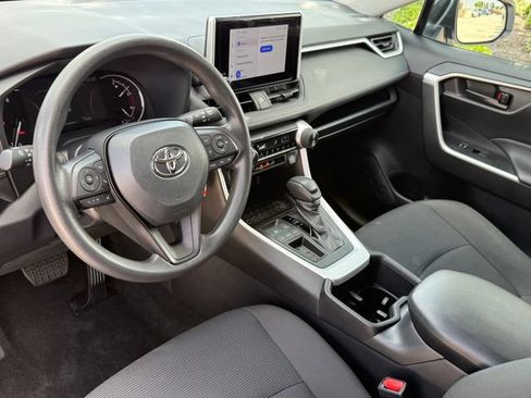 Used 2024 Toyota RAV4 LE FWD image 8