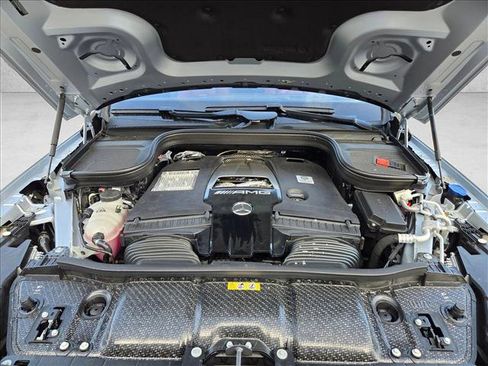 New 2026 Mercedes-Benz GLS 63 AMG 4MATIC image 17