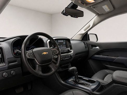 Used 2016 Chevrolet Colorado Z71 AWD/4WD image 37