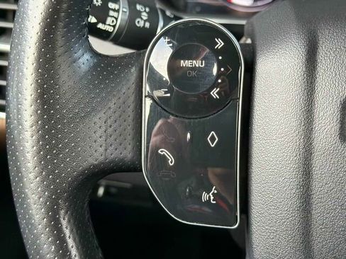 Used 2019 Land Rover Range Rover Sport HSE image 31