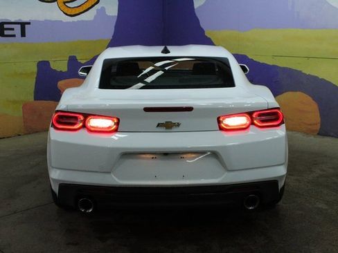 Used 2023 Chevrolet Camaro LT image 7