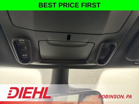 New 2026 Chrysler Pacifica Limited w/ S Appearance Package AWD/4WD image 40