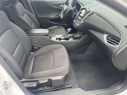 Used 2024 Chevrolet Malibu LT FWD image 20