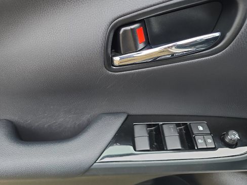 Used 2021 Toyota Prius Prime Limited w/ Carpet Mat Package (TMS) FWD image 8