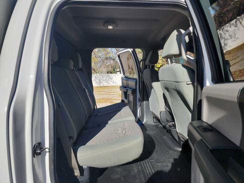 Used 2017 Ford F250 XL w/ Power Equipment Group image 34