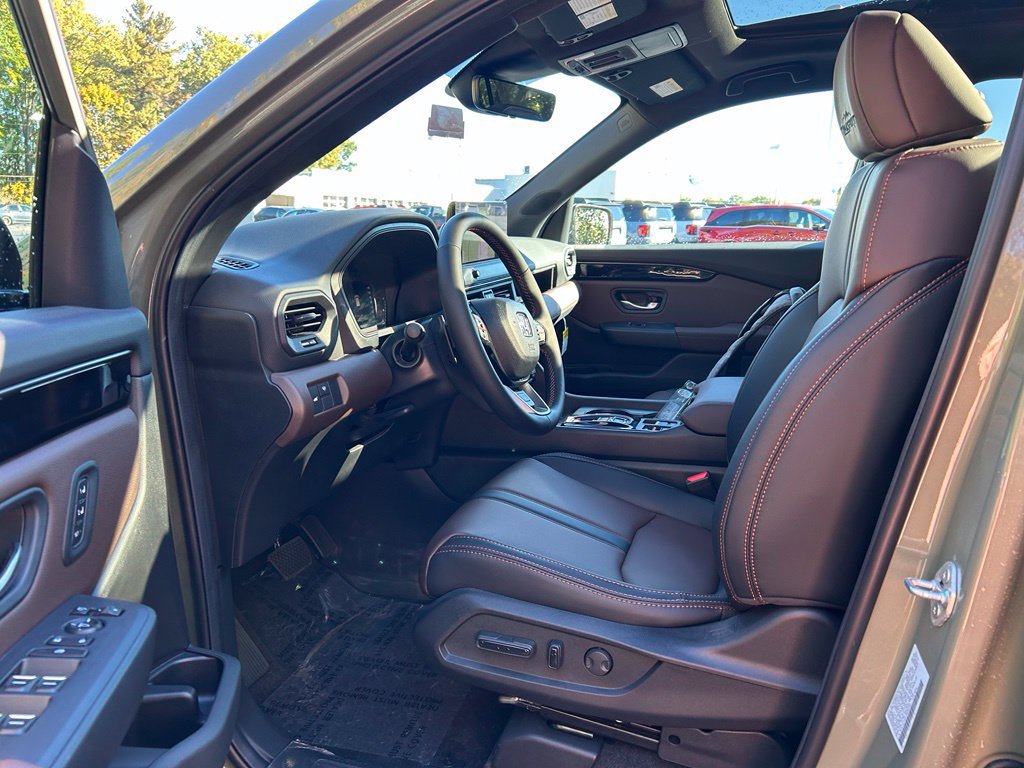 New 2026 Honda Pilot TrailSport image 10