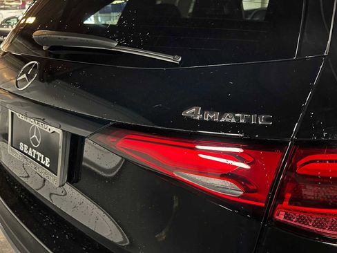 Used 2026 Mercedes-Benz GLC 300 4MATIC image 14