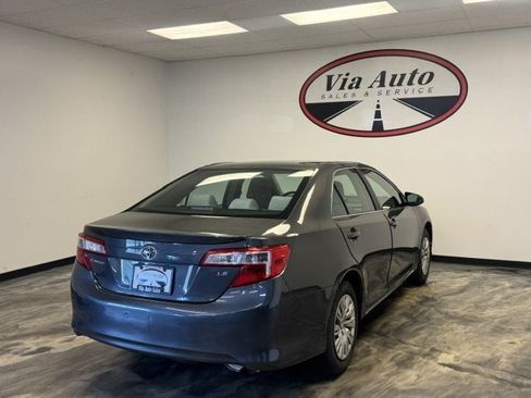 Used 2012 Toyota Camry LE FWD image 7